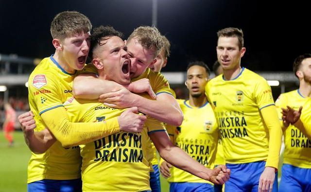 了不同球队 了不同球队