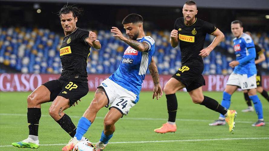 现场向全场 现场向全场