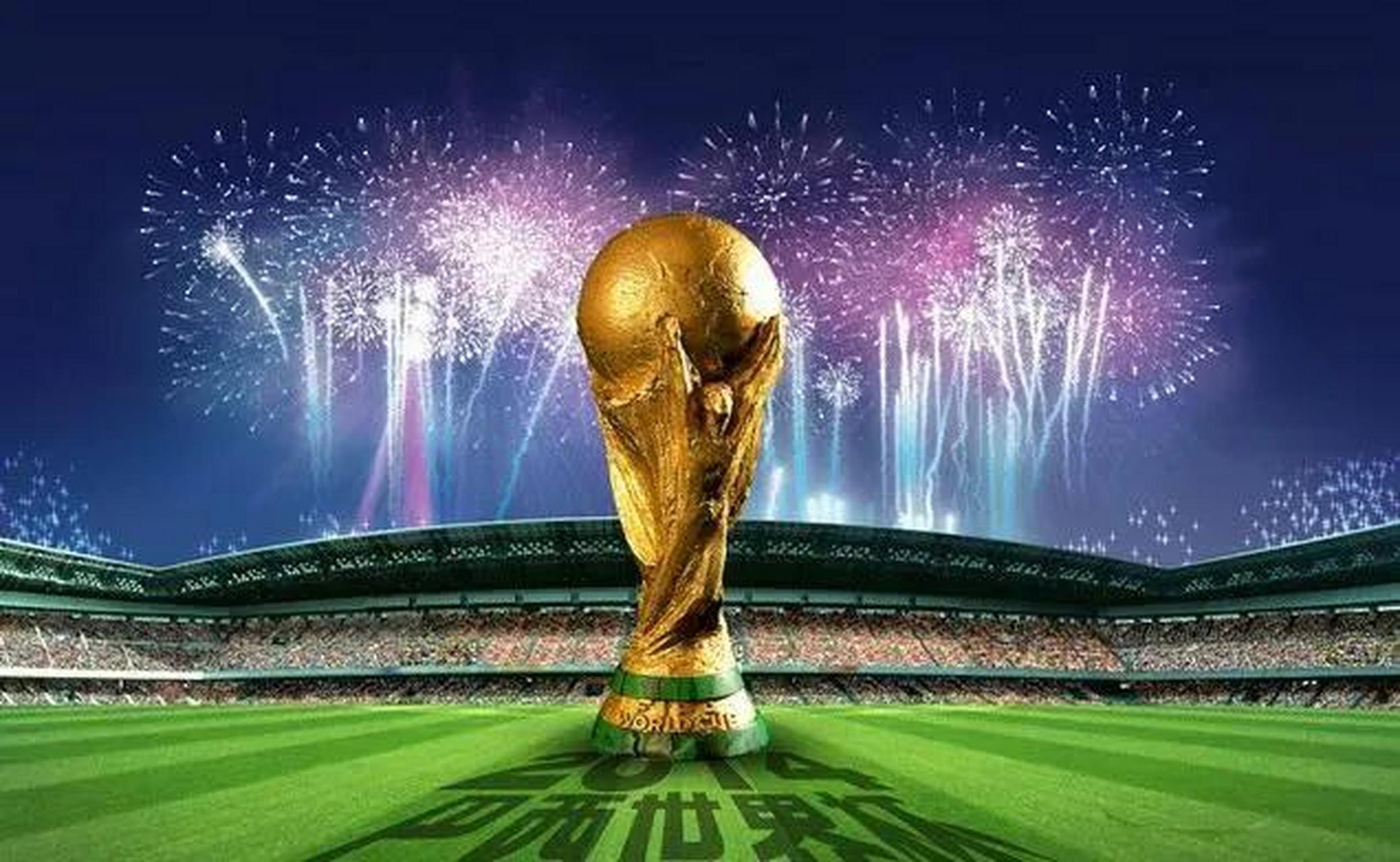 此夜显得更 此夜显得更