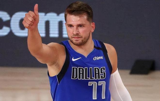 替补出场 替补出场