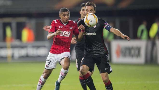 盔甲碰撞 盔甲碰撞